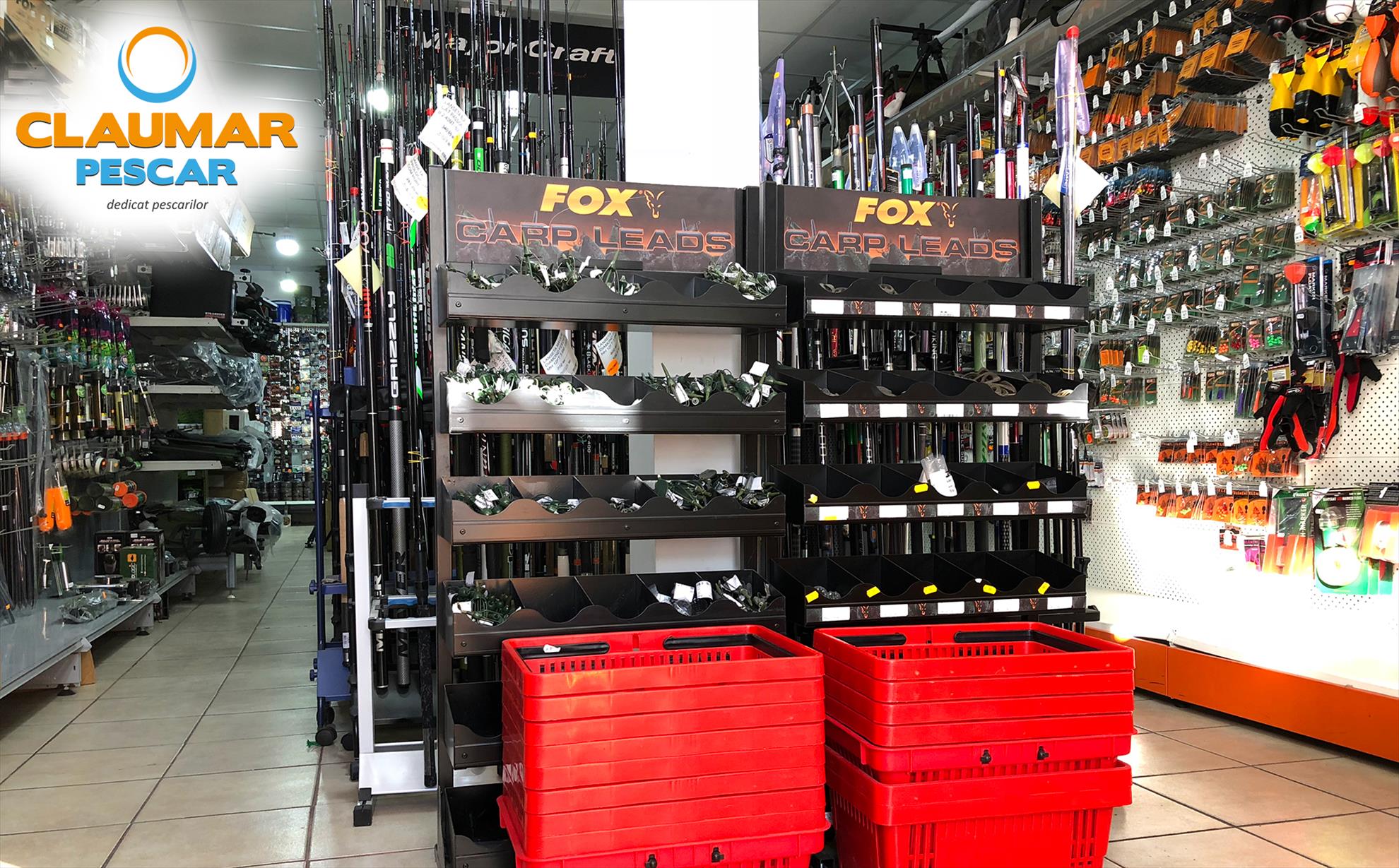 FOTO: Claumar si-a extins magazinul de pescuit la 350 metri patrati.